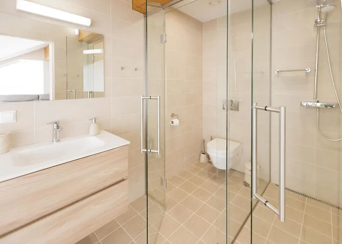 Grand Holm Marina Kipperi Apartment