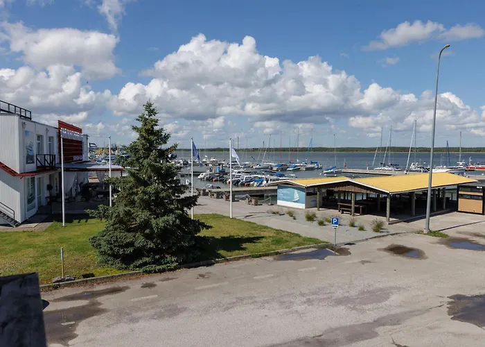 Grand Holm Marina Kipperi